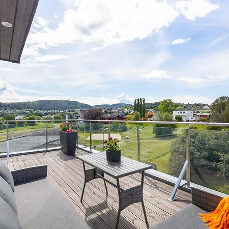 Exclusive Penthouse, Ocean View, Roof Terrace, Private Parking - *