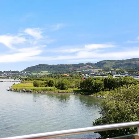 Apartment Exclusive Penthouse, Ocean View, Roof Terrace, Private Parking - Trondheim